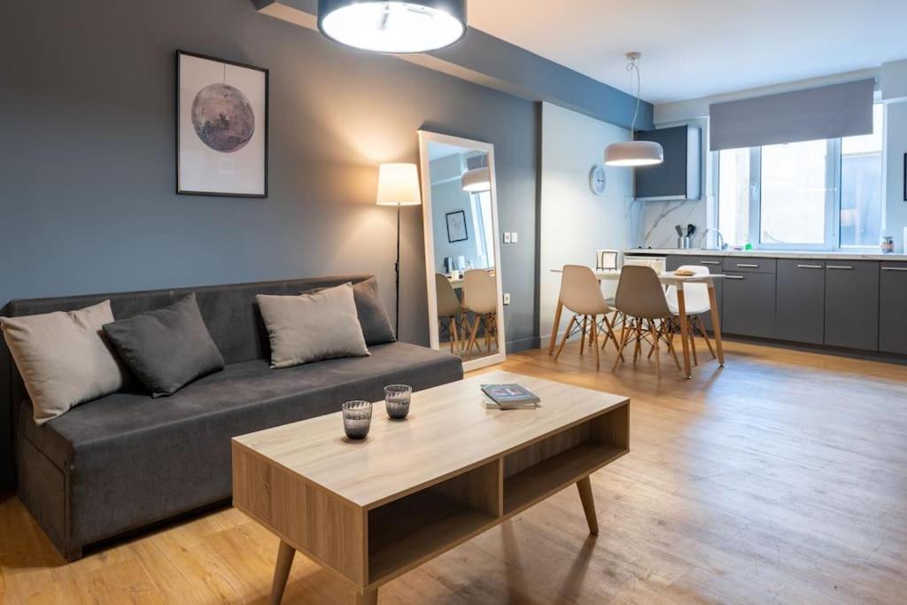 Central, Spacious Studio 5 Min Walk To Acropolis Athene Buitenkant foto